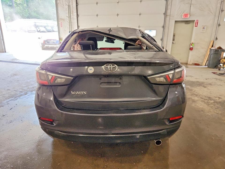 2019 TOYOTA YARIS LE 6