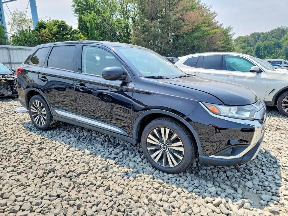 2019 MITSUBISHI OUTLANDER ES 4