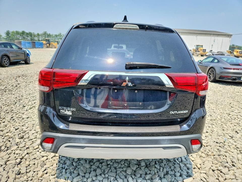 2019 MITSUBISHI OUTLANDER ES 6
