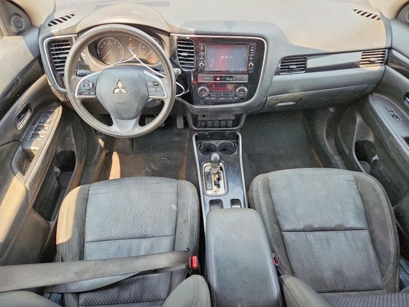 2019 MITSUBISHI OUTLANDER ES 8