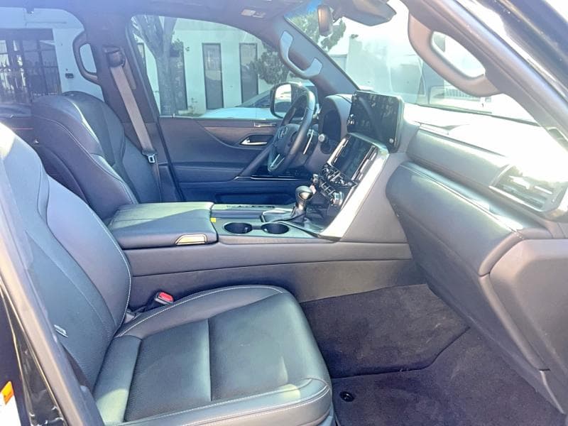 2024 LEXUS LX 600 LUXURY LUXURY 6