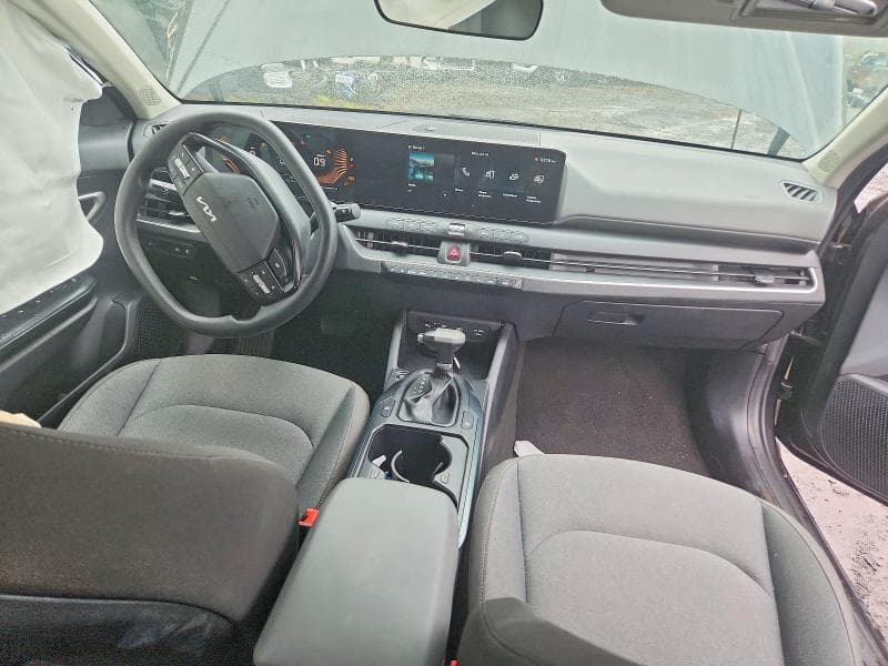 2025 KIA K4 LXS LXS 8