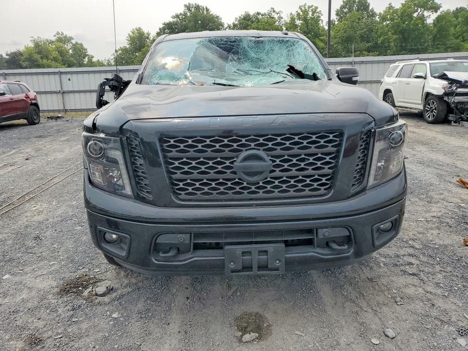2019 NISSAN TITAN SV 5