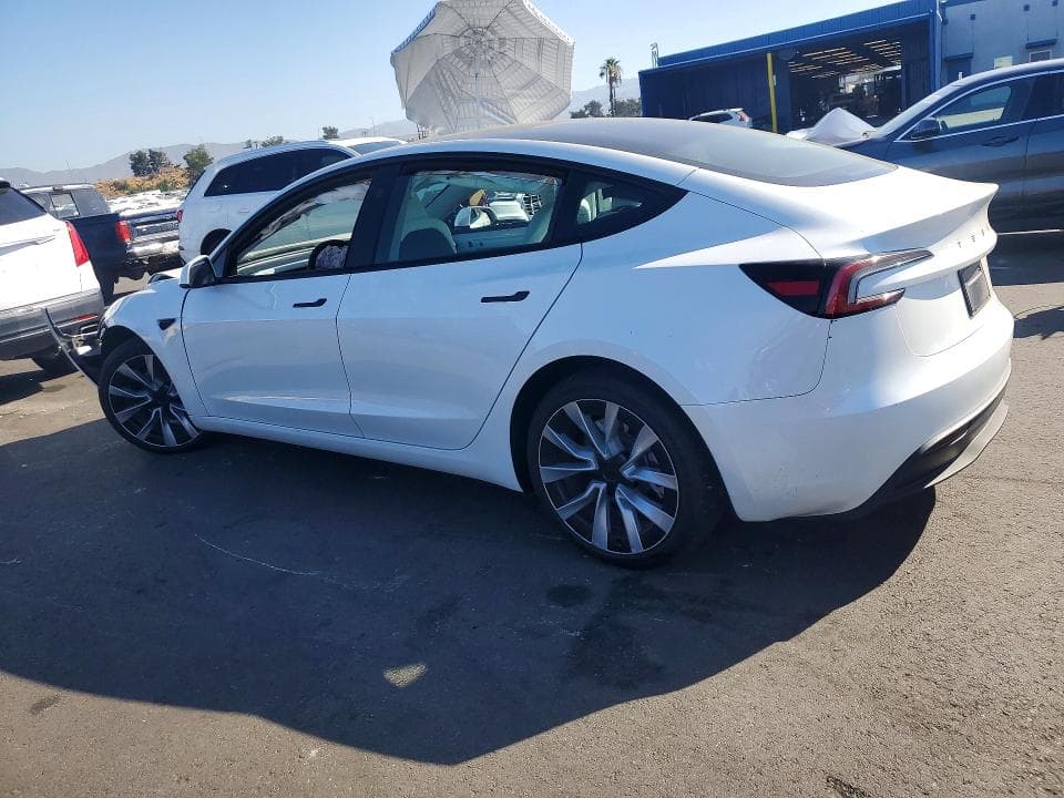 2024 TESLA MODEL 3 2