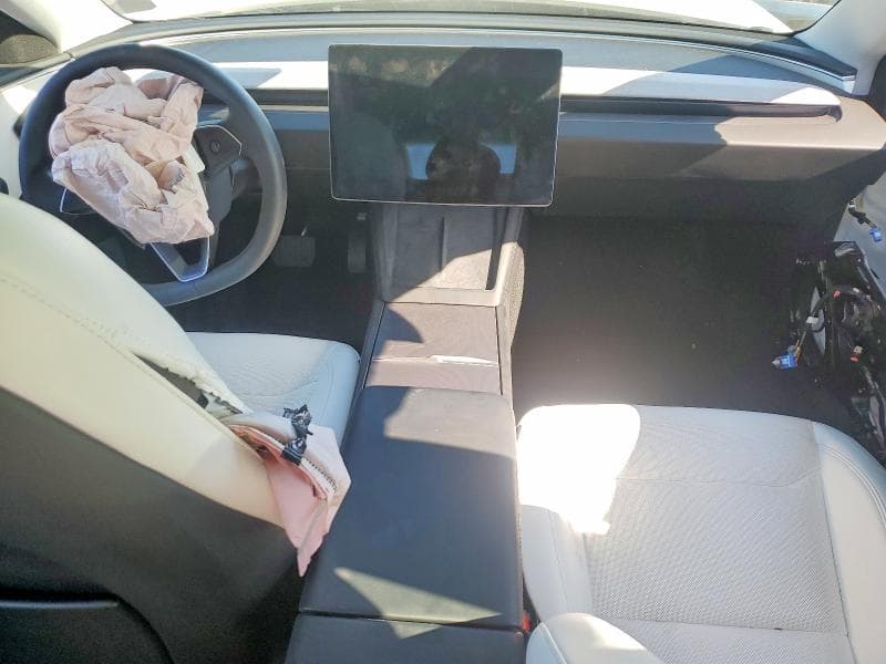 2024 TESLA MODEL 3 8
