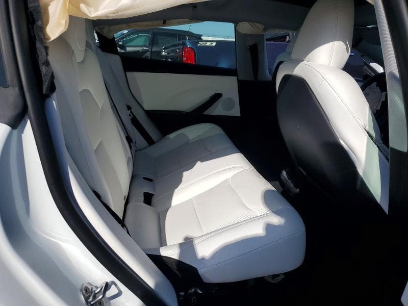 2024 TESLA MODEL 3 10