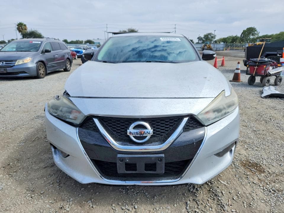2018 NISSAN MAXIMA 3.5 SV 5