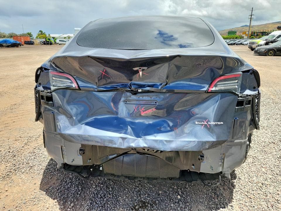 2023 TESLA MODEL Y 6