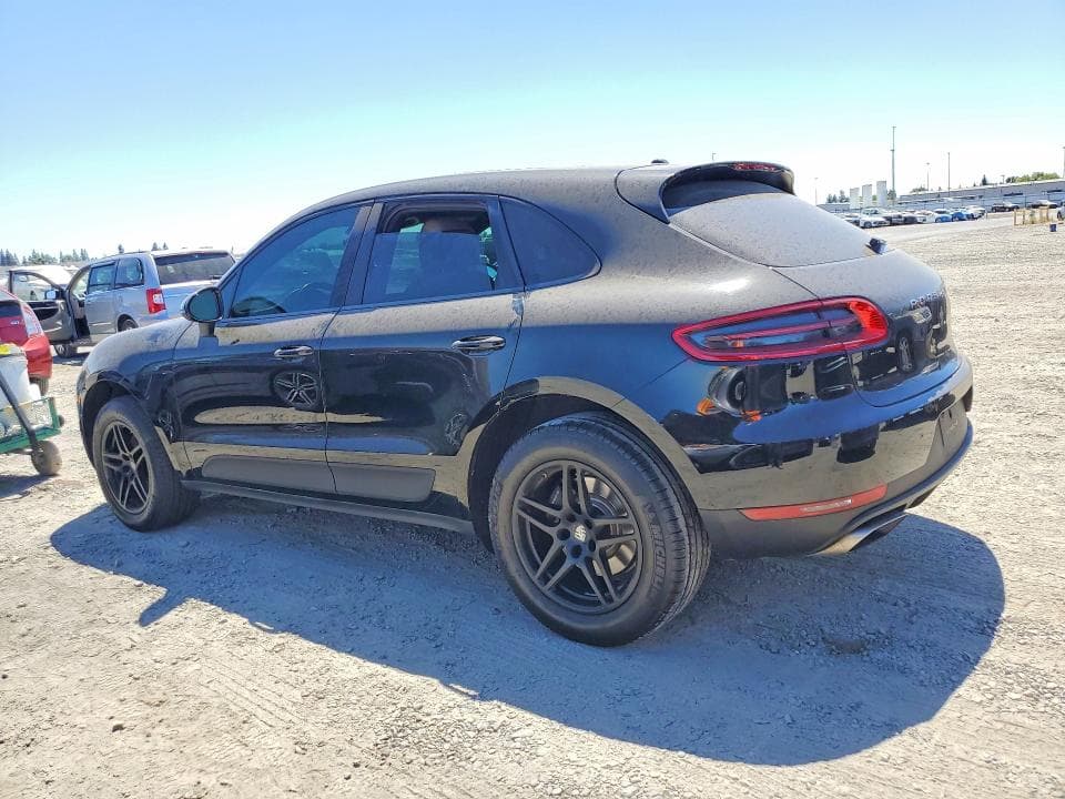 2018 PORSCHE MACAN 2