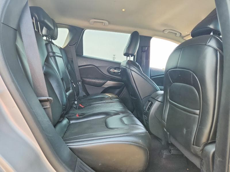 2019 JEEP CHEROKEE LATITUDE PLUS 11
