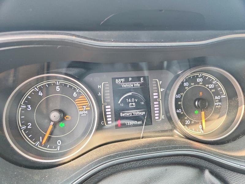 2019 JEEP CHEROKEE LATITUDE PLUS 9