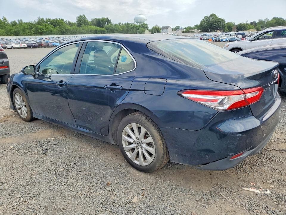 2018 TOYOTA CAMRY LE LE 2