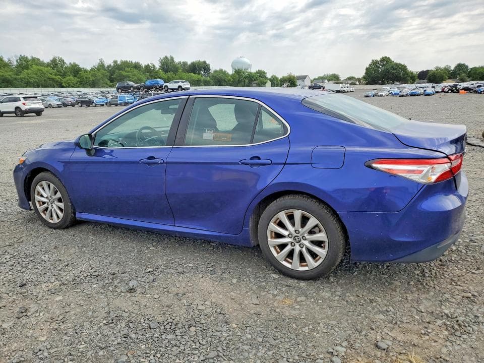 2018 TOYOTA CAMRY LE LE 3