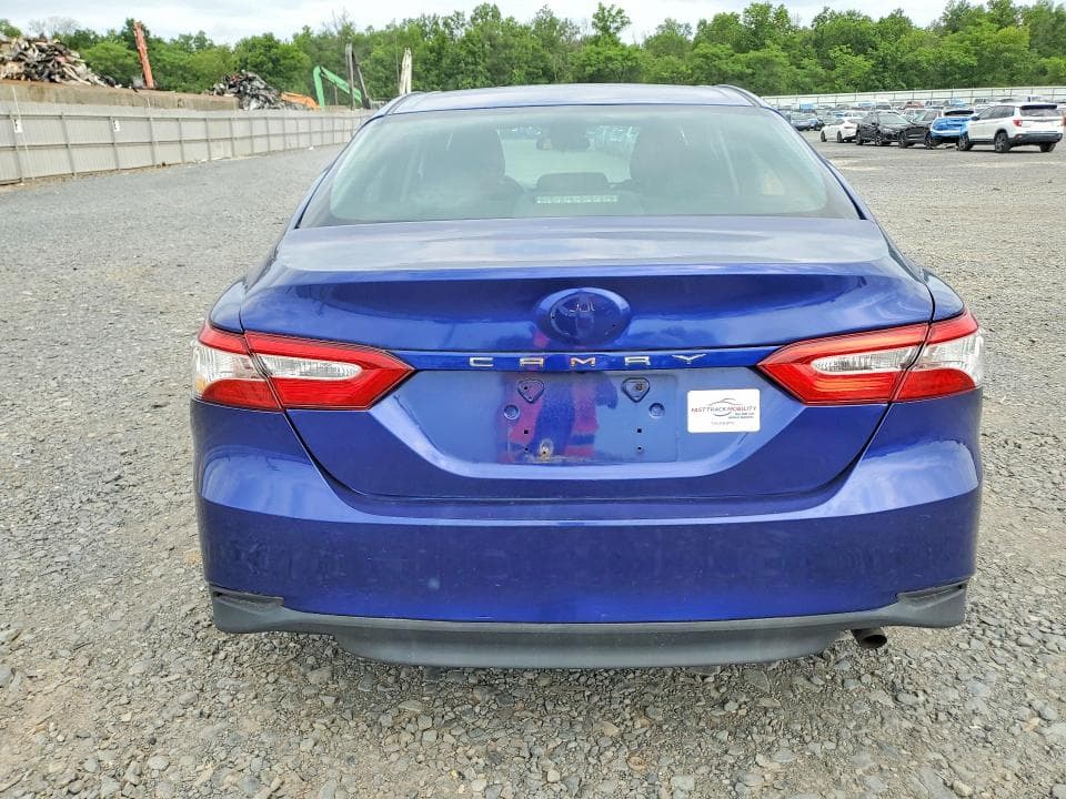 2018 TOYOTA CAMRY LE LE 7