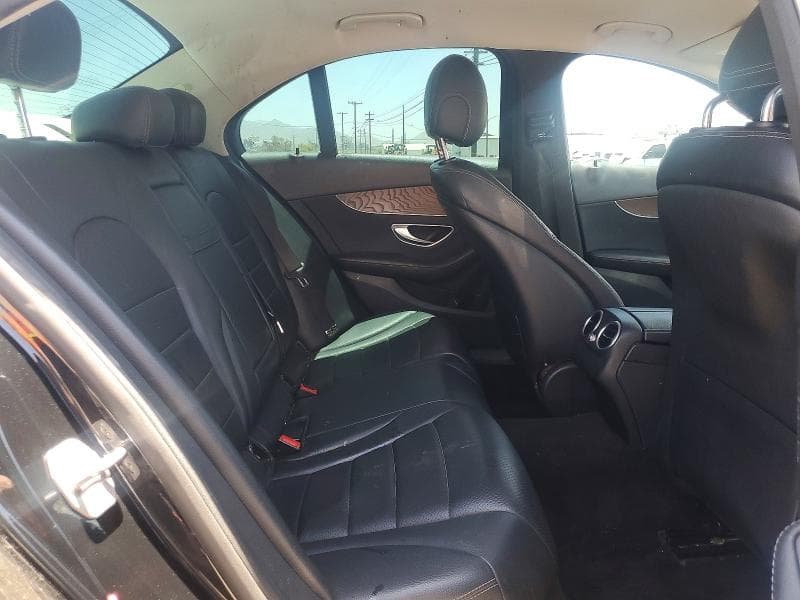 2017 MERCEDES-BENZ C 300 300 10