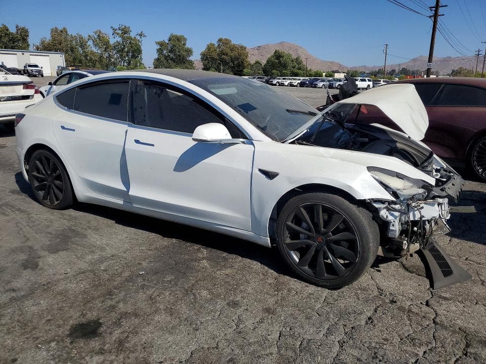 2020 TESLA MODEL 3 4