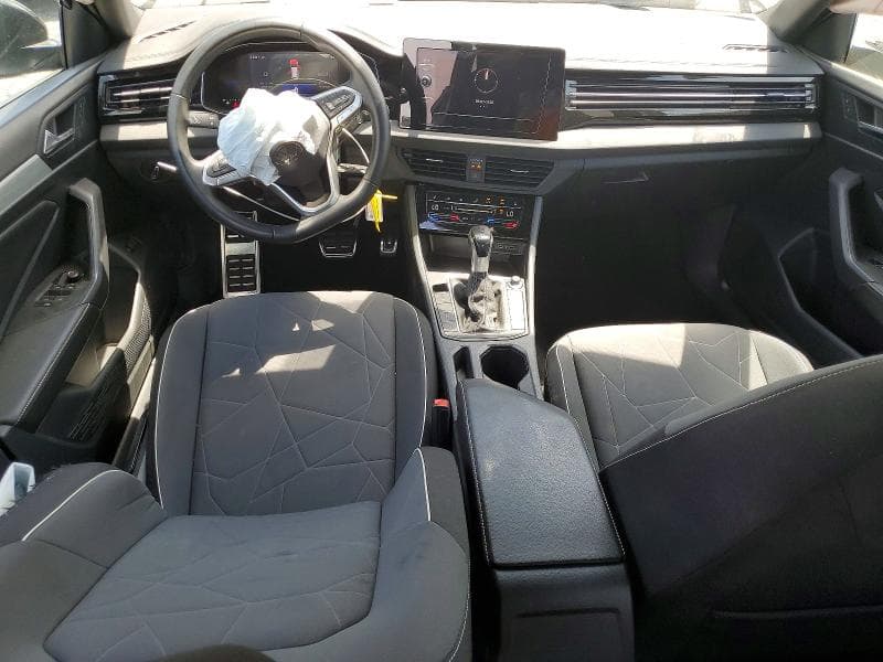 2025 VOLKSWAGEN JETTA SPORT 8