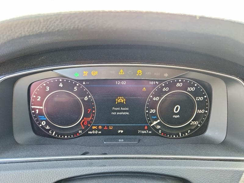 2019 VOLKSWAGEN GOLF R 9