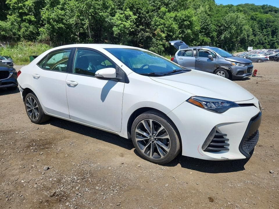 2019 TOYOTA COROLLA SE SE 4