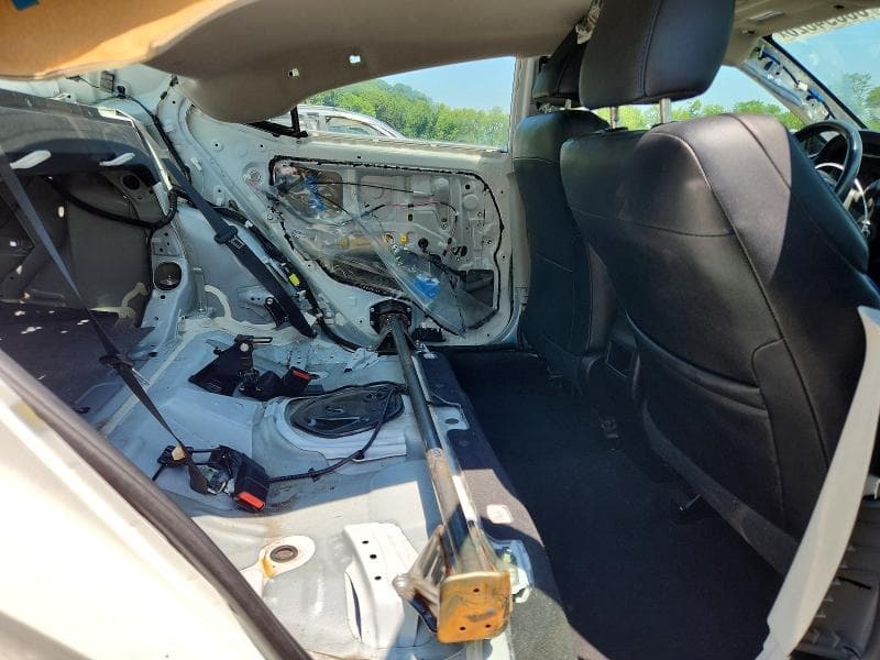 2019 TOYOTA COROLLA SE SE 10