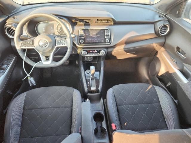 2019 NISSAN KICKS SV SV 8