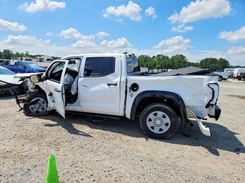 2024 TOYOTA TUNDRA SR 2