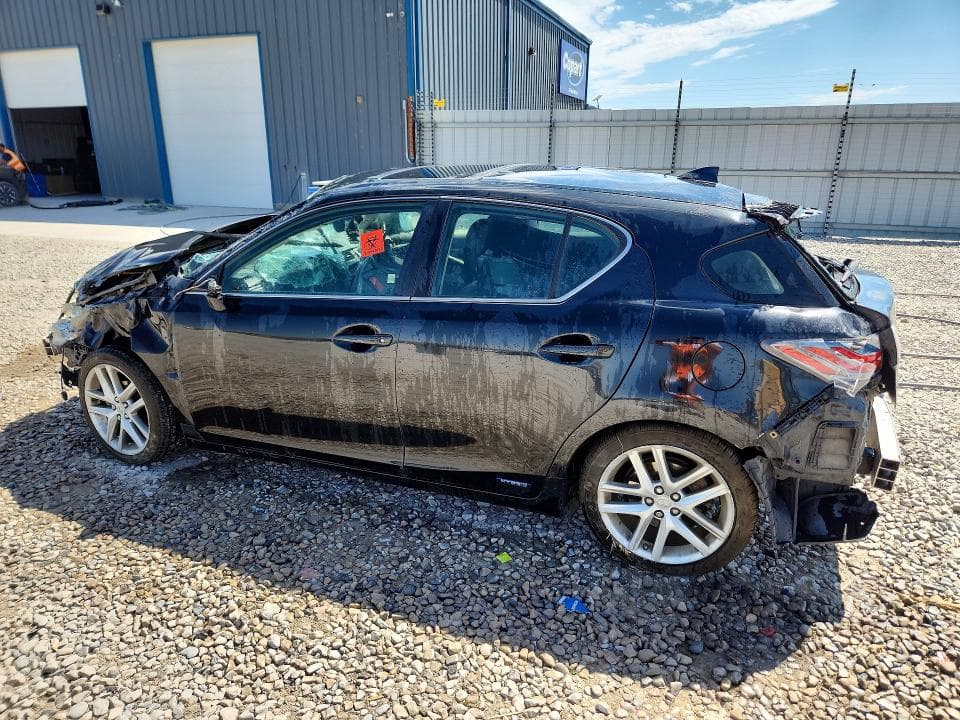2017 LEXUS CT 200 2