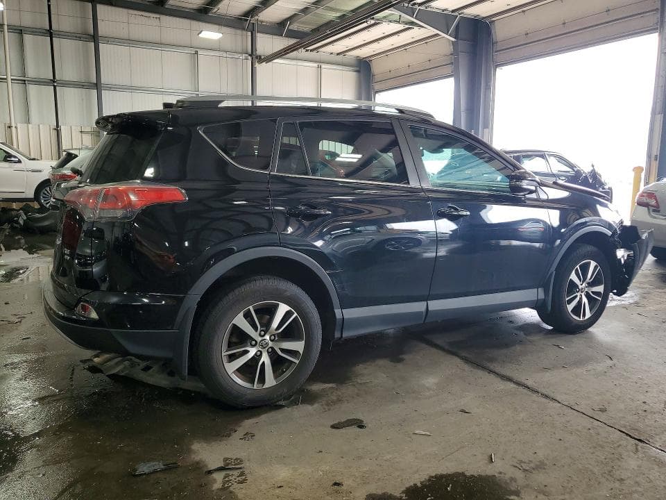 2018 TOYOTA RAV4 XLE XLE 3