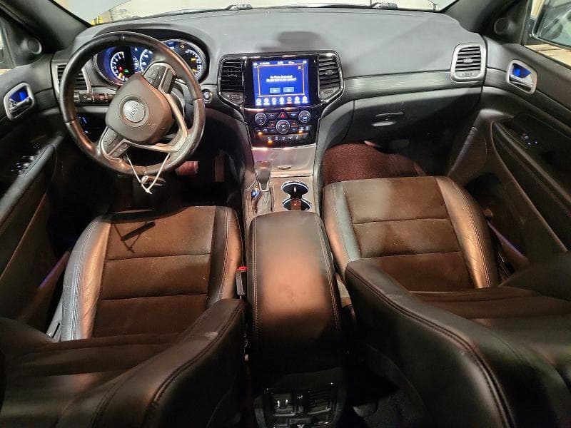 2020 JEEP GRAND CHEROKEE LAREDO 8