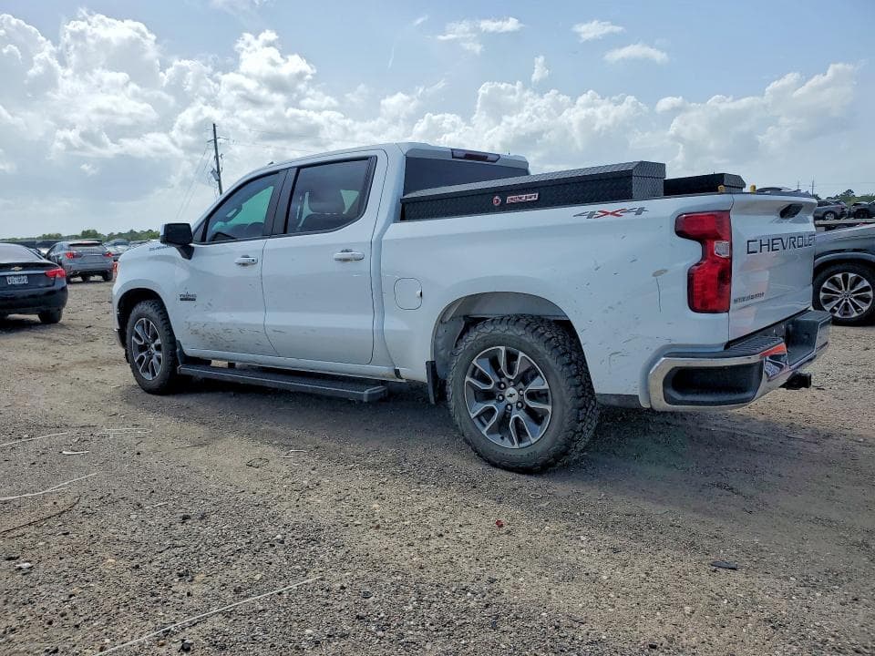 2022 CHEVROLET SILVERADO K1500 LT 2