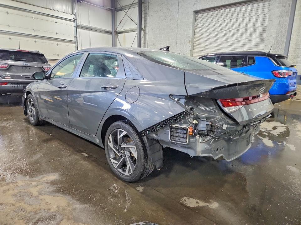 2025 HYUNDAI ELANTRA SEL SPORT 2