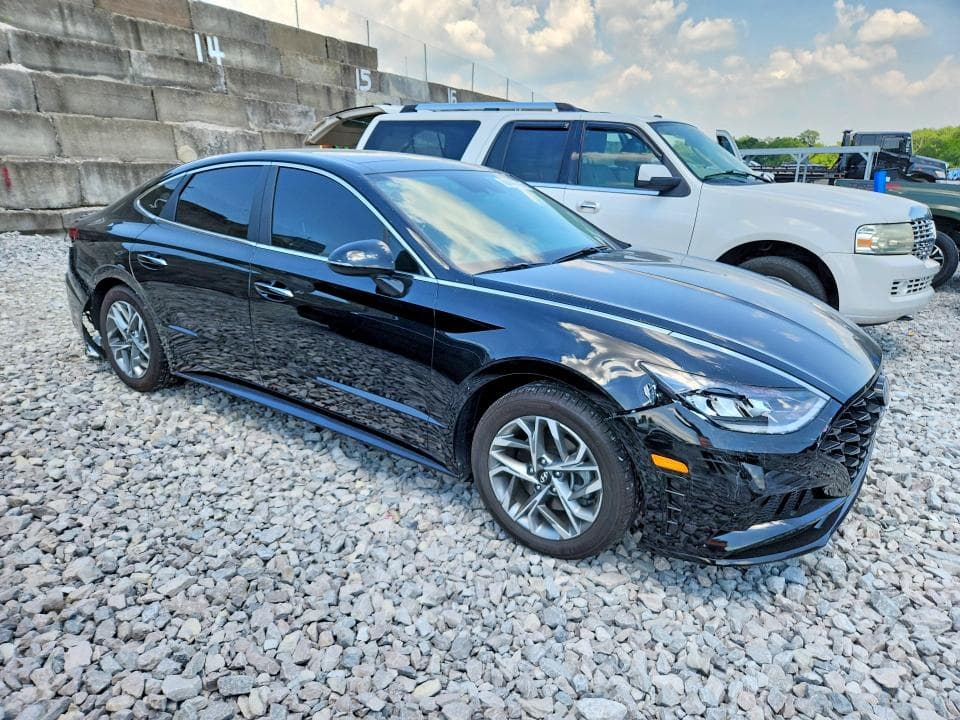 2023 HYUNDAI SONATA SEL 4