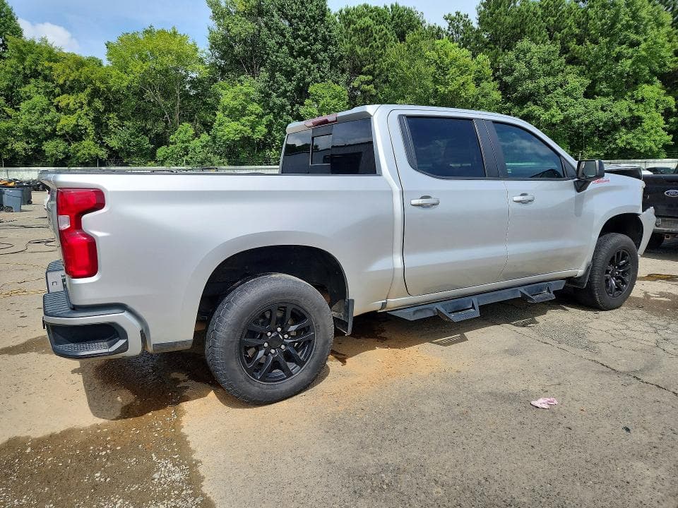2019 CHEVROLET SILVERADO K1500 RST 3