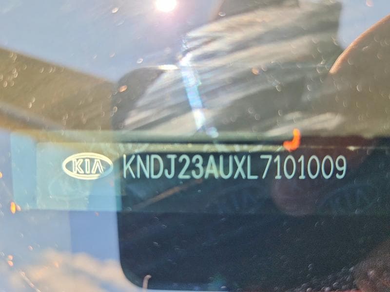 2020 KIA SOUL LX 13