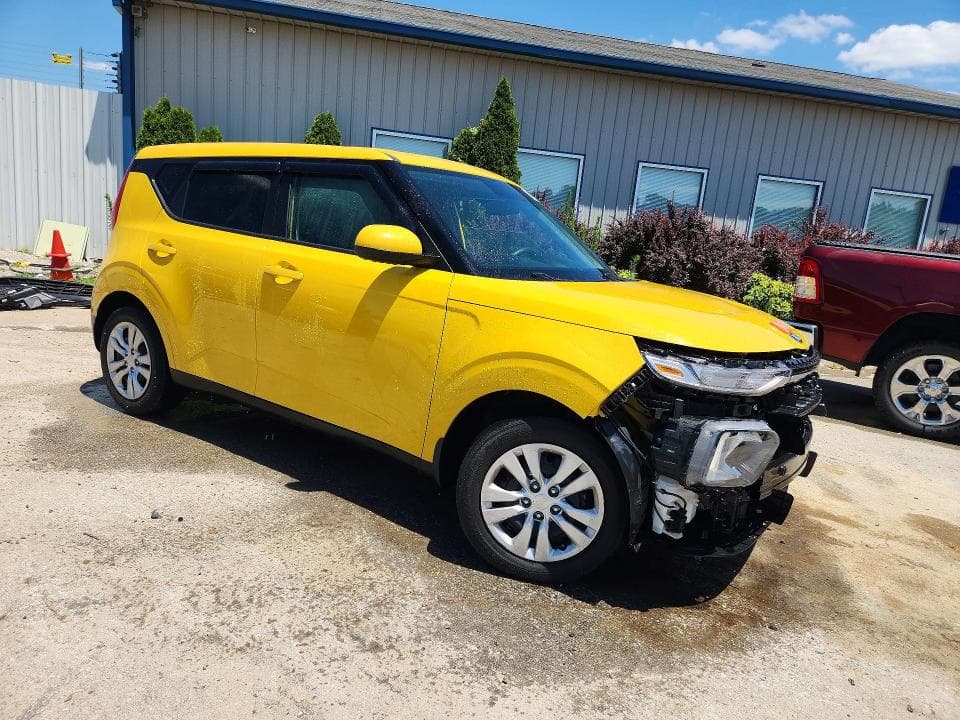 2020 KIA SOUL LX 4