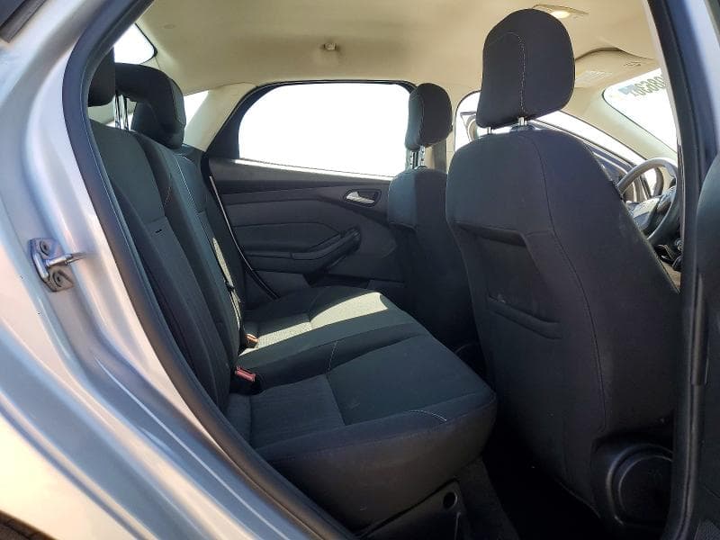 2018 FORD FOCUS SE 10