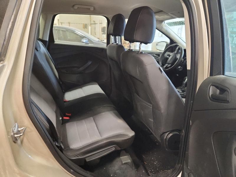 2017 FORD ESCAPE S 11