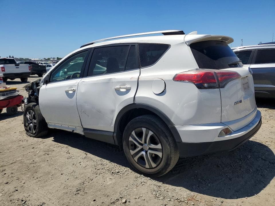 2017 TOYOTA RAV4 LE 2