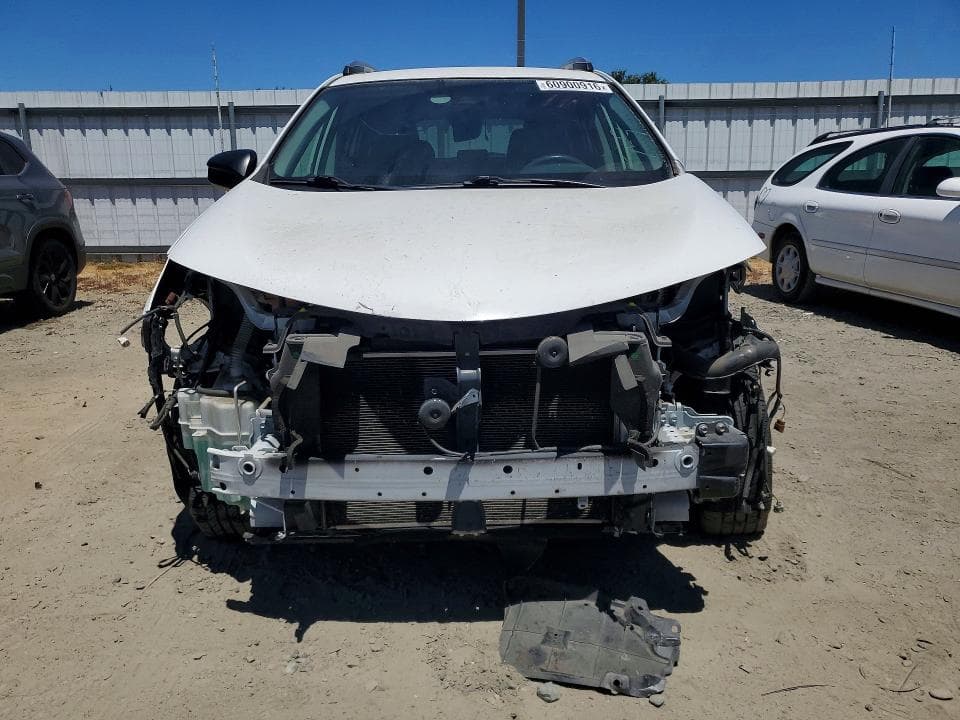 2017 TOYOTA RAV4 LE 5
