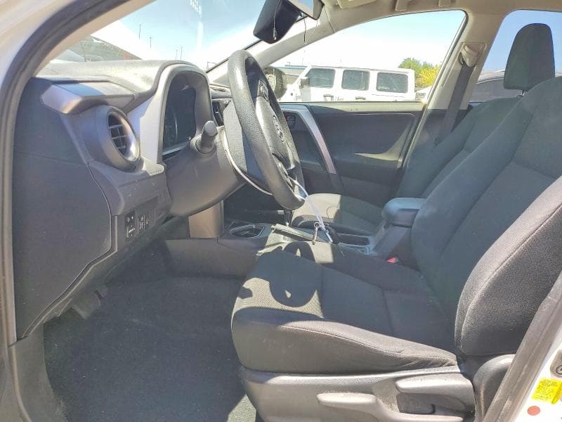 2017 TOYOTA RAV4 LE 7