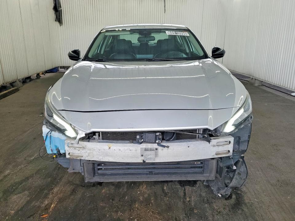 2021 NISSAN ALTIMA SR 5