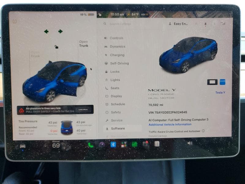 2023 TESLA MODEL Y 9