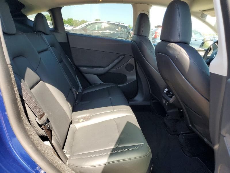 2023 TESLA MODEL Y 10