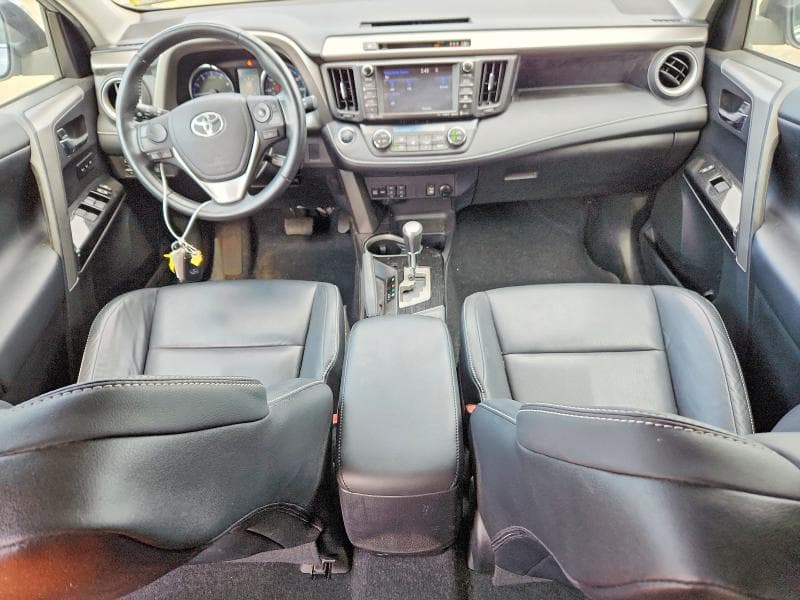 2017 TOYOTA RAV4 LIMITED 8