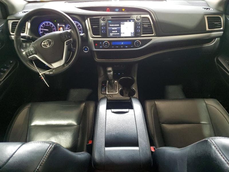 2019 TOYOTA HIGHLANDER XLE XLE 8