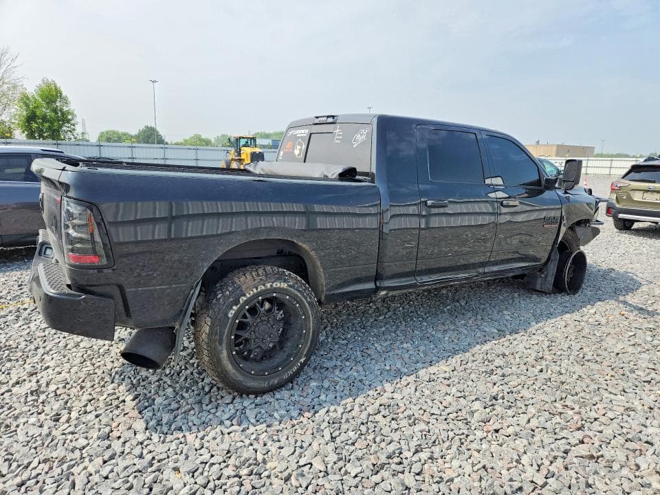 2017 RAM 2500 SLT 3
