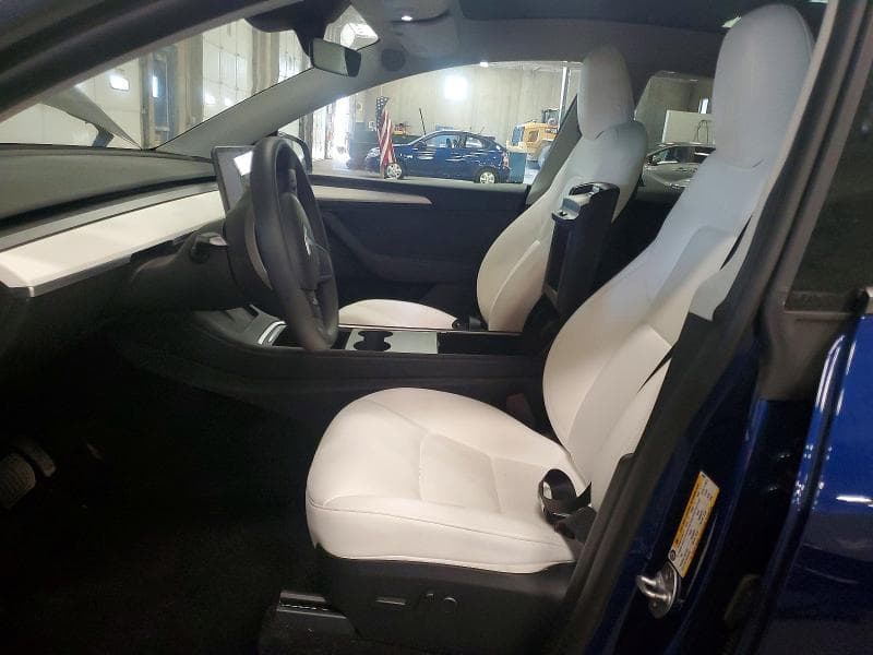 2024 TESLA MODEL Y 7