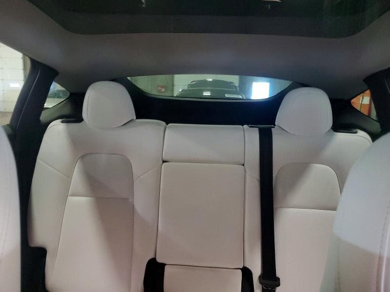 2024 TESLA MODEL Y 10