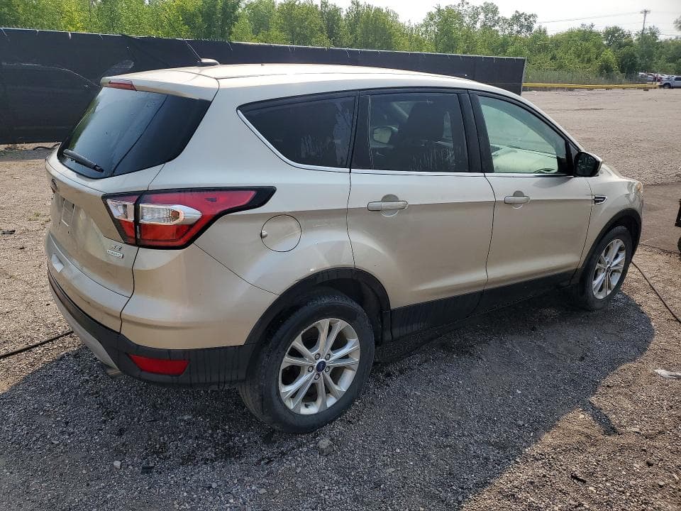 2017 FORD ESCAPE SE SE 3
