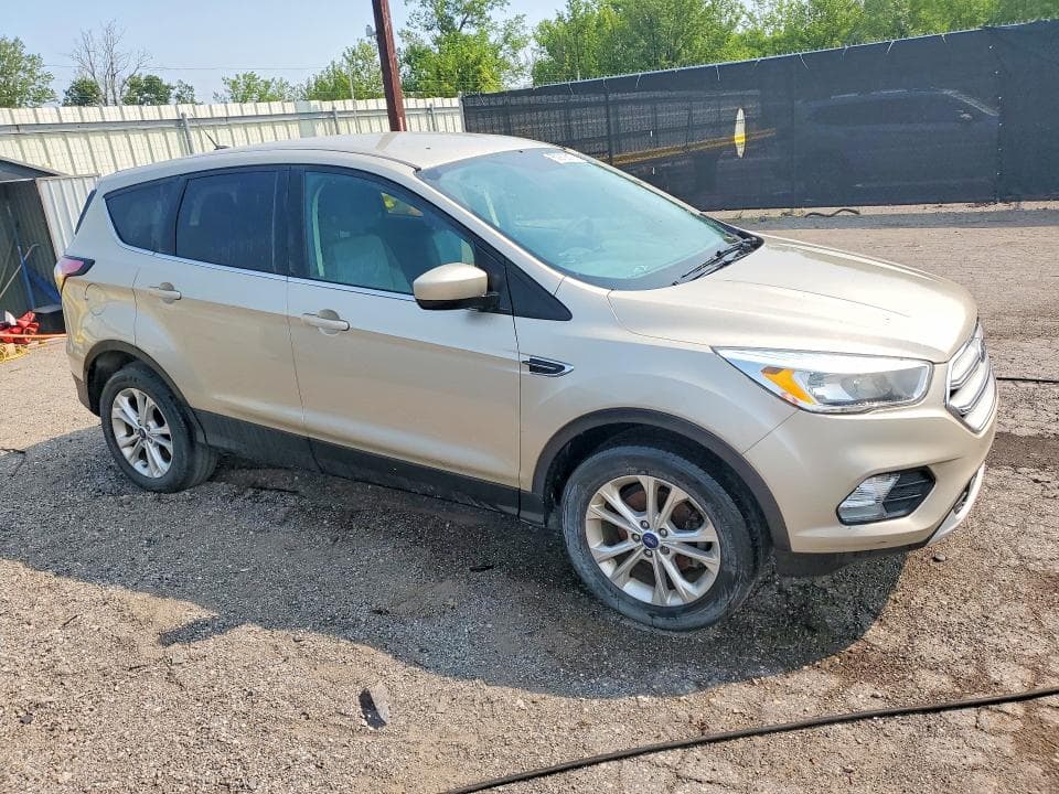 2017 FORD ESCAPE SE SE 4